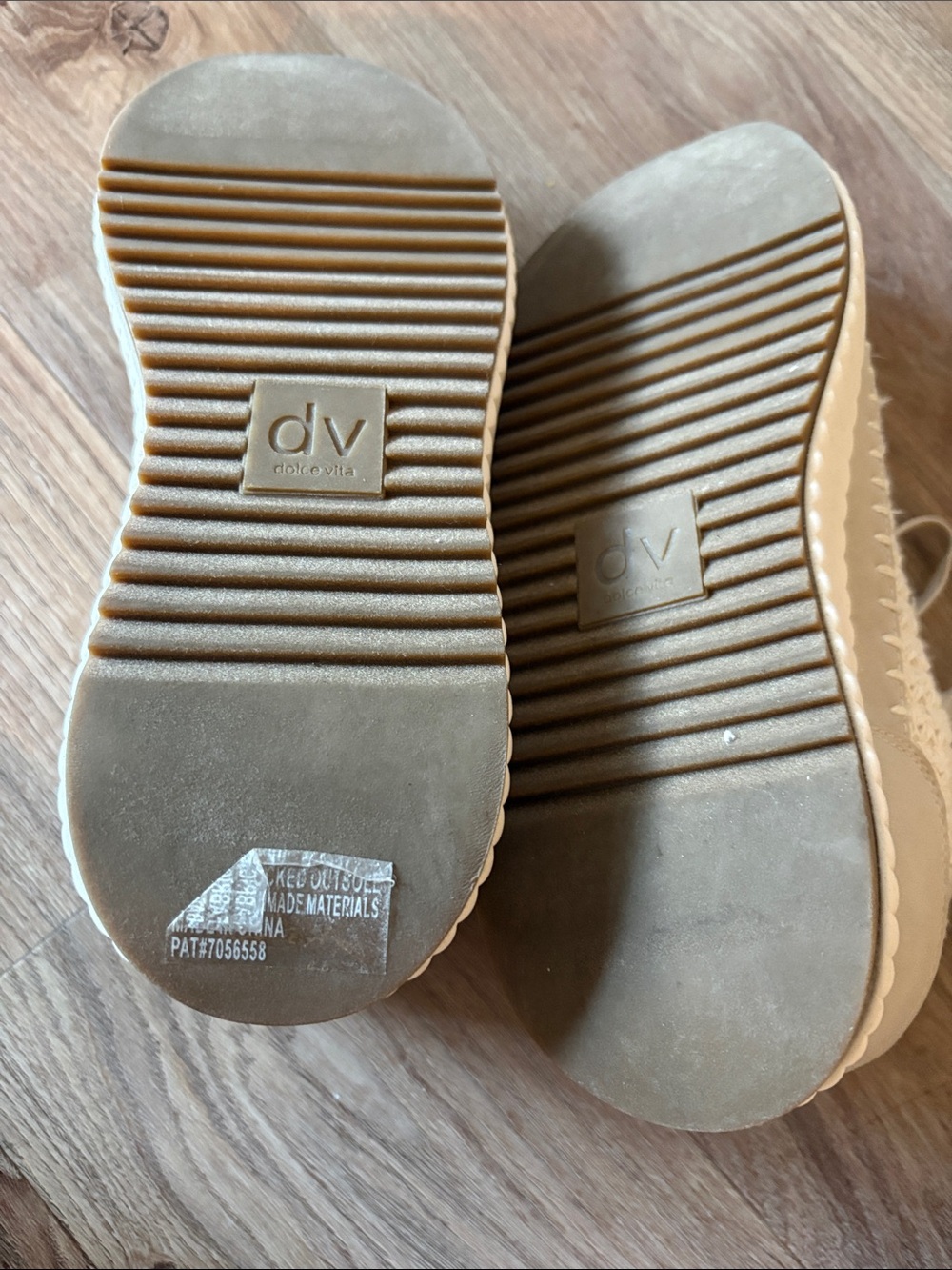 Dolce Vita Cream Knit Lace-Up Sneakers - Picture 5 of 5